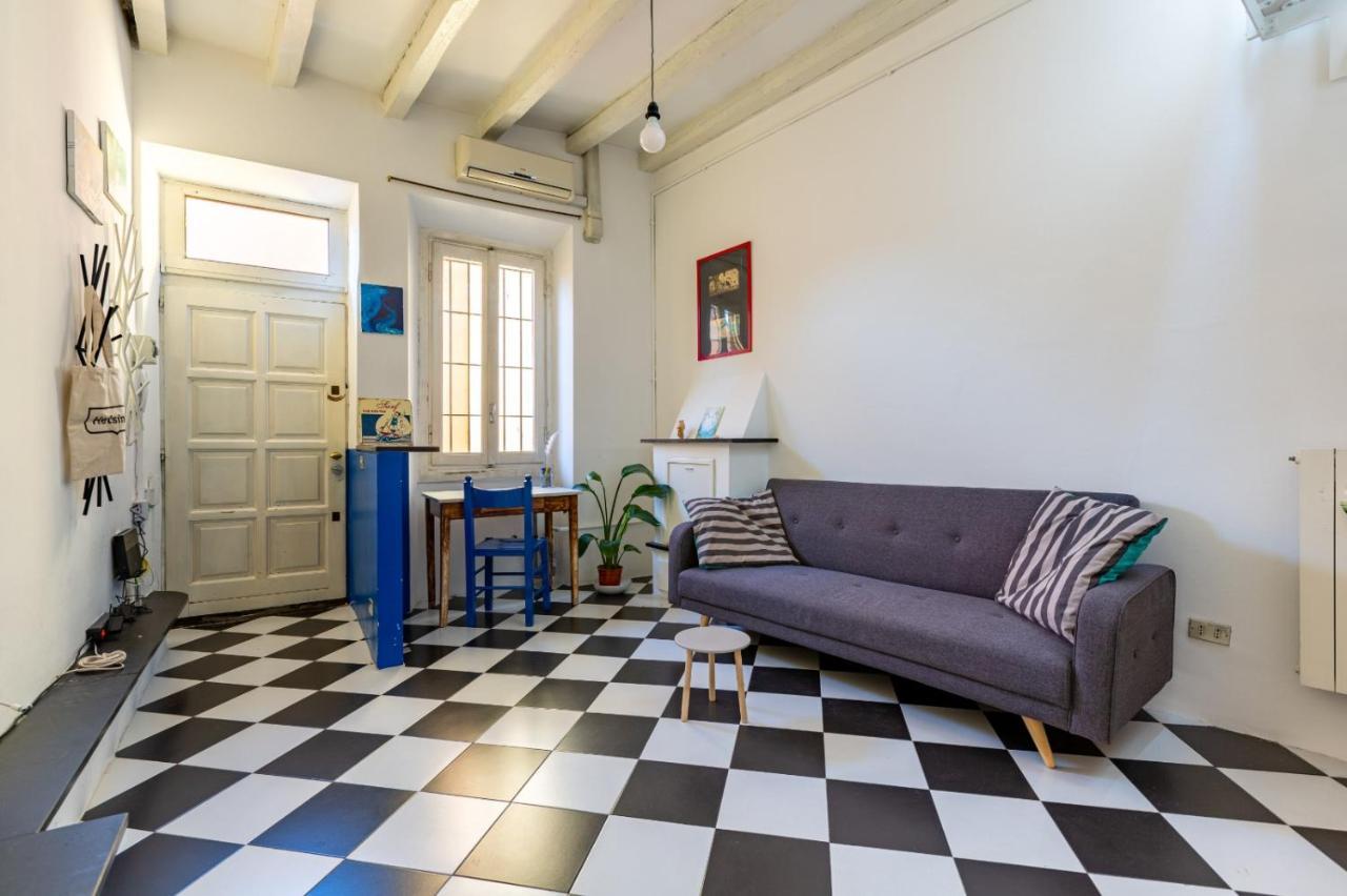 Porta Ticinese Colorful Apartment! มิลาน ภายนอก รูปภาพ