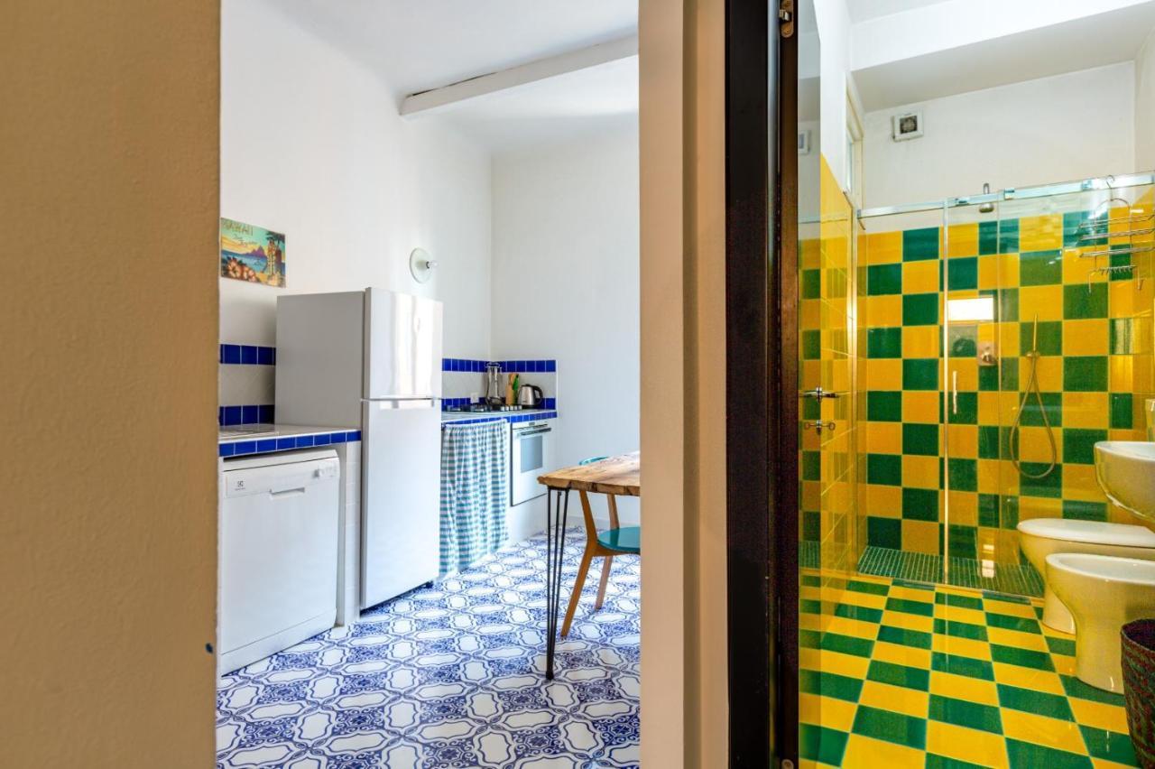 Porta Ticinese Colorful Apartment! มิลาน ภายนอก รูปภาพ